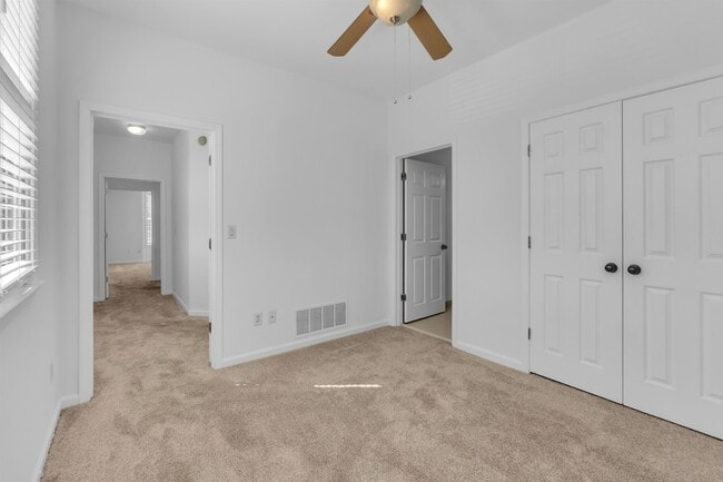 Building Photo - 176 Harbor Village Dr