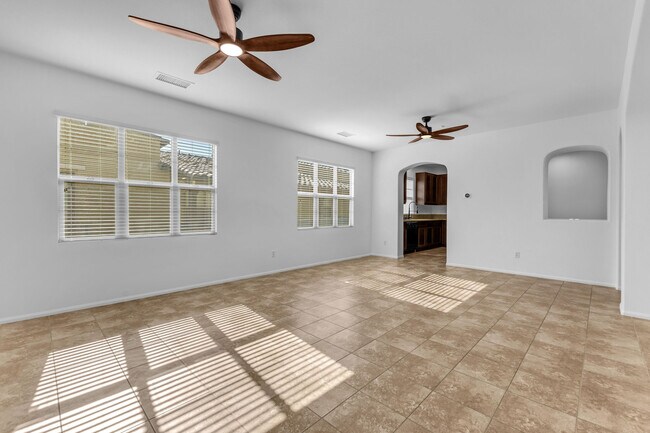 Building Photo - 162 Paseo Bravo