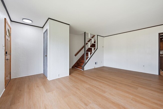 Building Photo - 1403 Uelen Ct