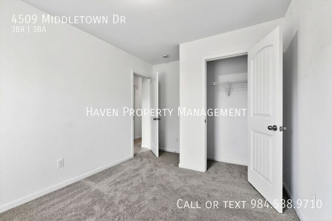 Building Photo - 4509 Middletown Dr
