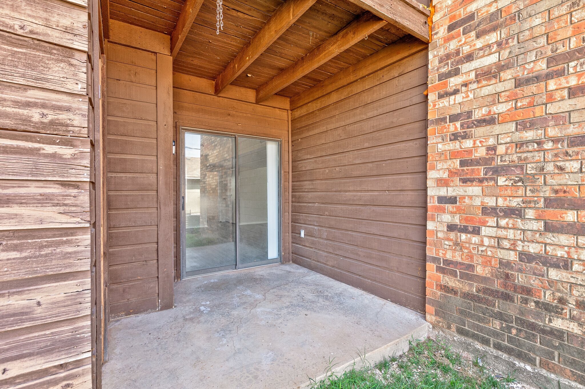 Building Photo - 2904 NW Ozmun Ave