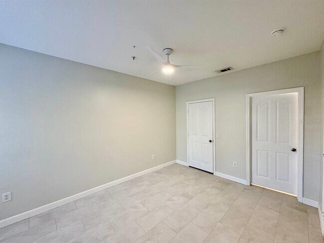 Building Photo - 4207 S Dale Mabry Hwy