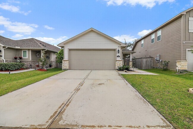 Building Photo - 2815 Windy Homestead Dr