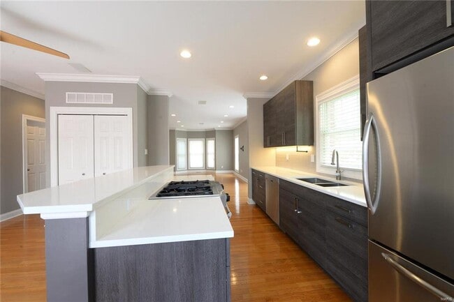 Building Photo - 7709 Gannon Ave