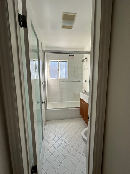 Building Photo - 8750 Guthrie Ave