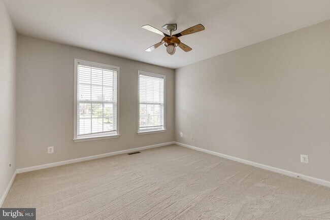 Building Photo - 12798 Thacker Hill Ct