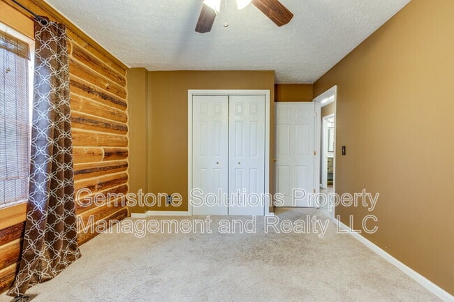Building Photo - 6738 Quiet Ln