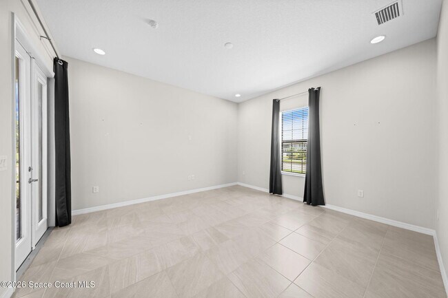 Building Photo - 8008 Gullen Dr
