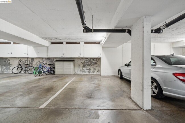 Building Photo - 94 Bayo Vista Ave