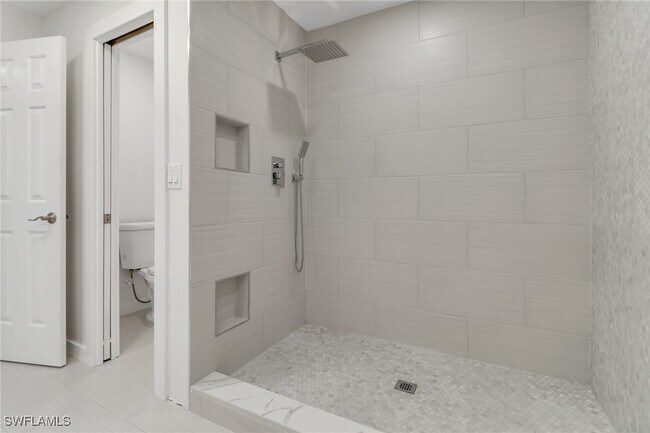 Building Photo - 750 Southern Pines Dr