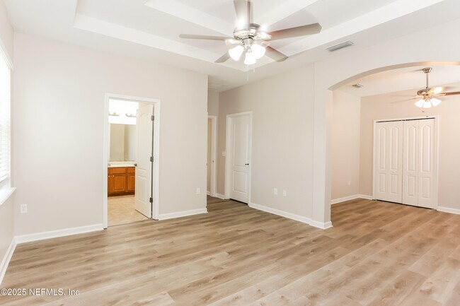 Building Photo - 11771 Alexandra Dr