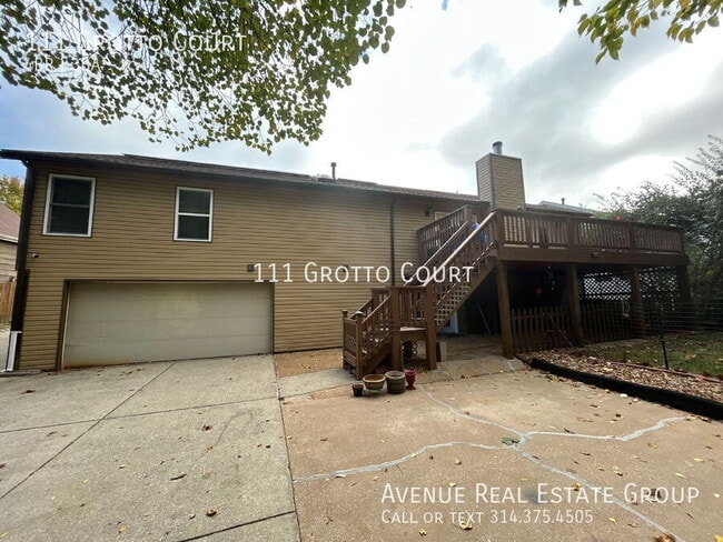 Building Photo - 111 Grotto Ct