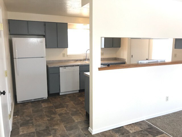 Building Photo - 2523 SW Fissure Loop