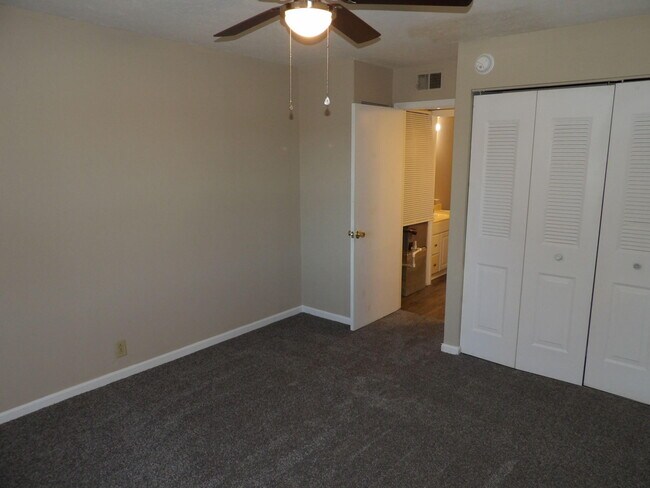 Building Photo - 434 Harrodswood Rd