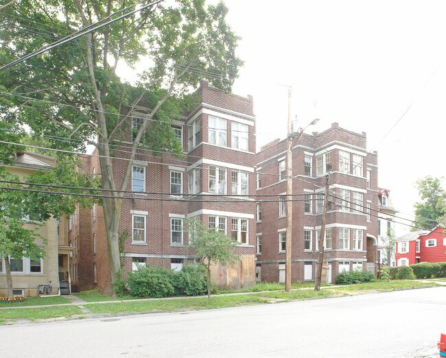 Building Photo - 82-84 S Hamilton St