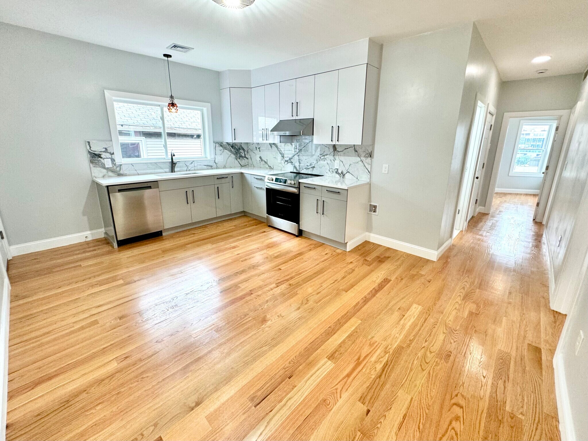 Building Photo - 24 Darling St