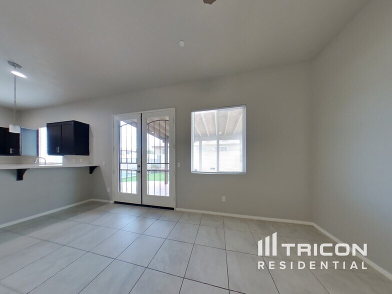 Building Photo - 13725 Polk Ct
