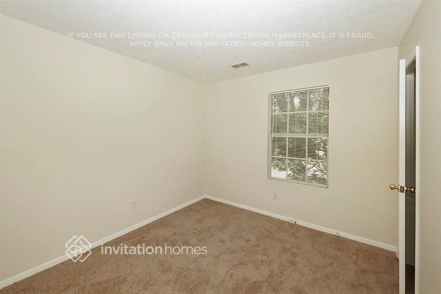 Building Photo - 1467 Shenta Oak Dr