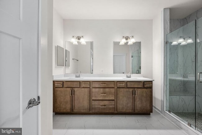 Building Photo - 356 Evermore Ln