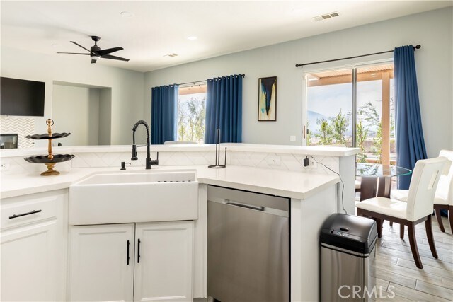 Building Photo - 13581 Mountain Top Dr