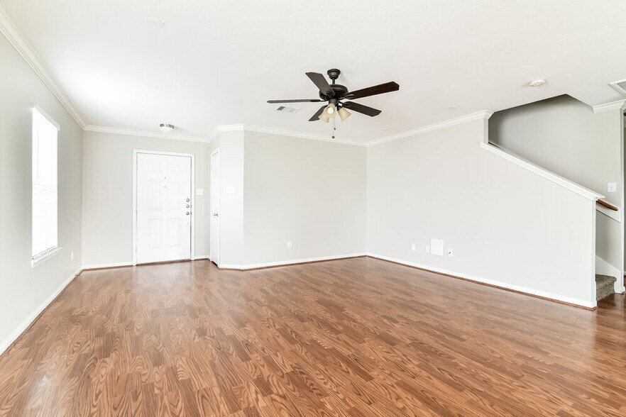 Building Photo - 18215 Rexine Ln