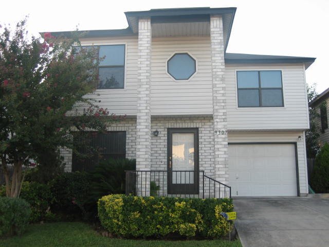 Building Photo - 9307 Mountain Field Dr