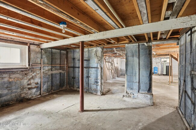 Building Photo - 61 Cassville Rd