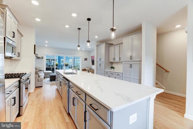 Building Photo - 4418 Fair Lakes Ct