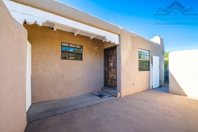 Building Photo - 516 Hillside Ave