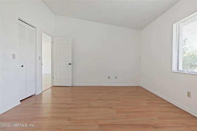 Building Photo - 94 Belvedere Ln