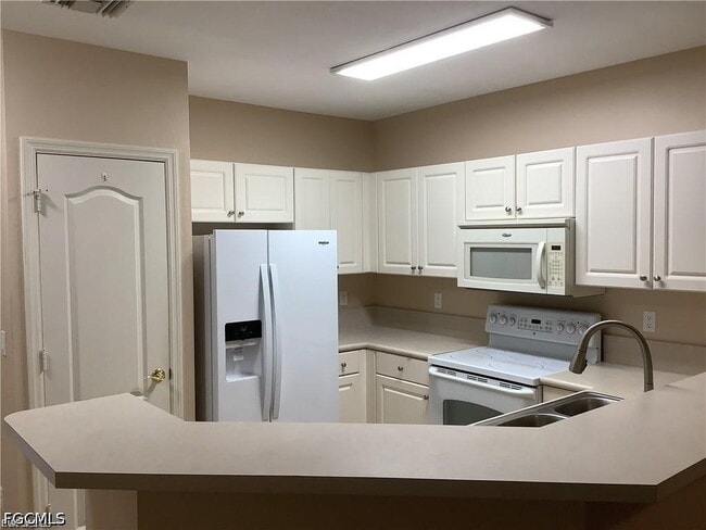Building Photo - 8649 Athena Ct