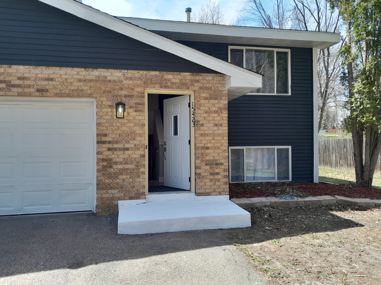 Building Photo - 15423 Trillium Cir