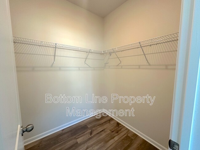 Building Photo - 4475 Potters Wheel Dr