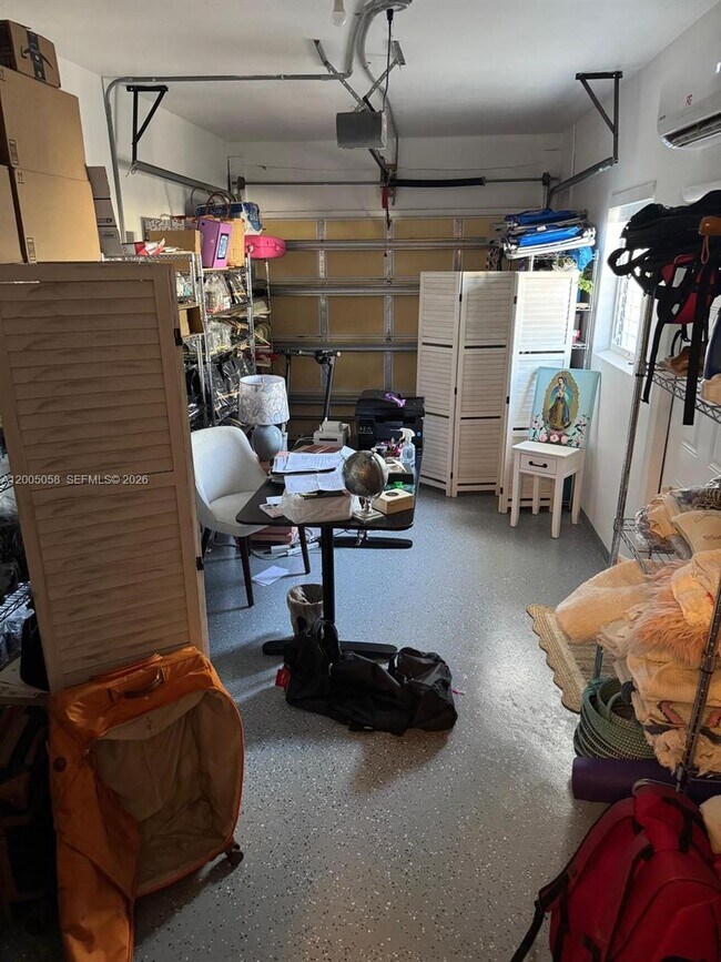 Building Photo - 2911 Monroe St