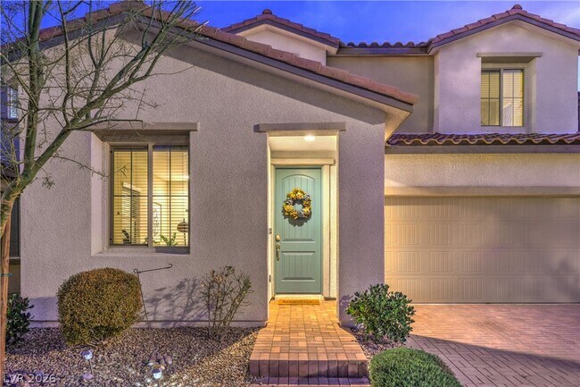 Building Photo - 3213 Molinos Dr