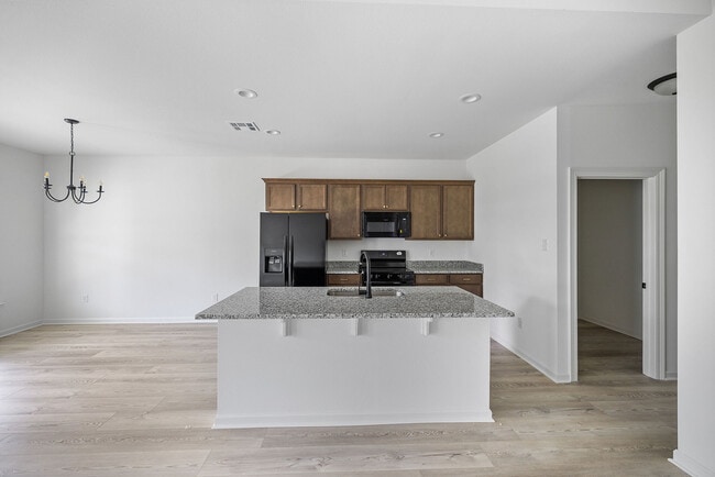 Building Photo - 39216 Lee's Landing Rd