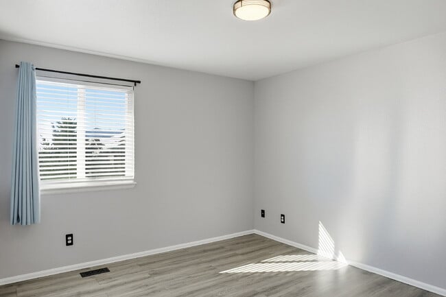 Building Photo - $2,340.95 with $300 off the first month's rent- 3 Bedrooms, 2.2 Bathrooms, Single Family Home in ...