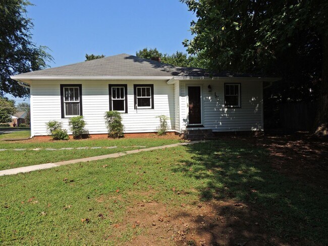 Building Photo - 1712 Old Niles Ferry Rd