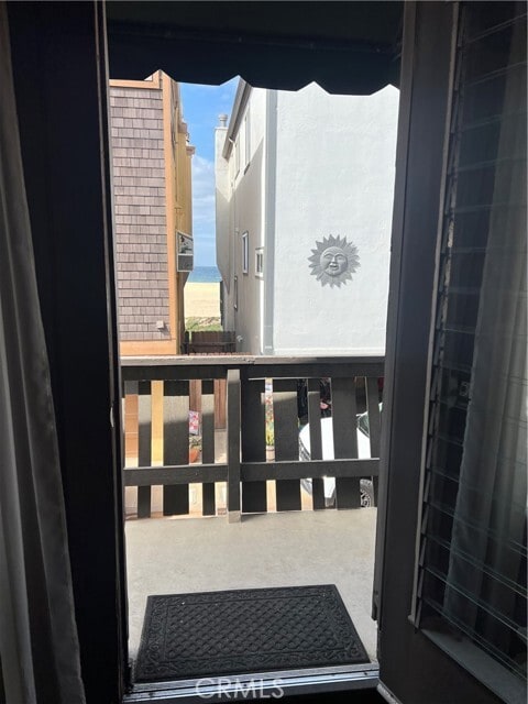 Building Photo - 58 Surfside Ave.