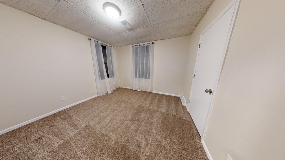 Building Photo - 7151 Monticello St