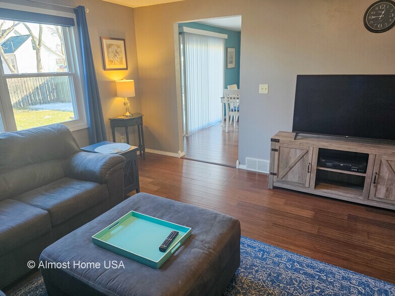 Furnished Living Room Natural Light - 1028 Coppens Rd