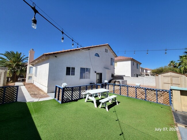 Building Photo - 8312 Candlefish Ct