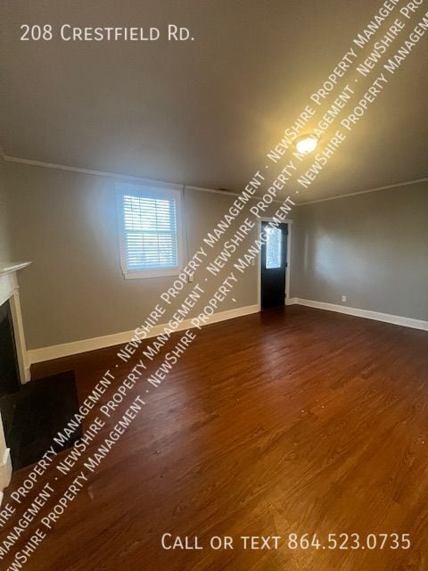 Building Photo - 208 Crestfield Rd