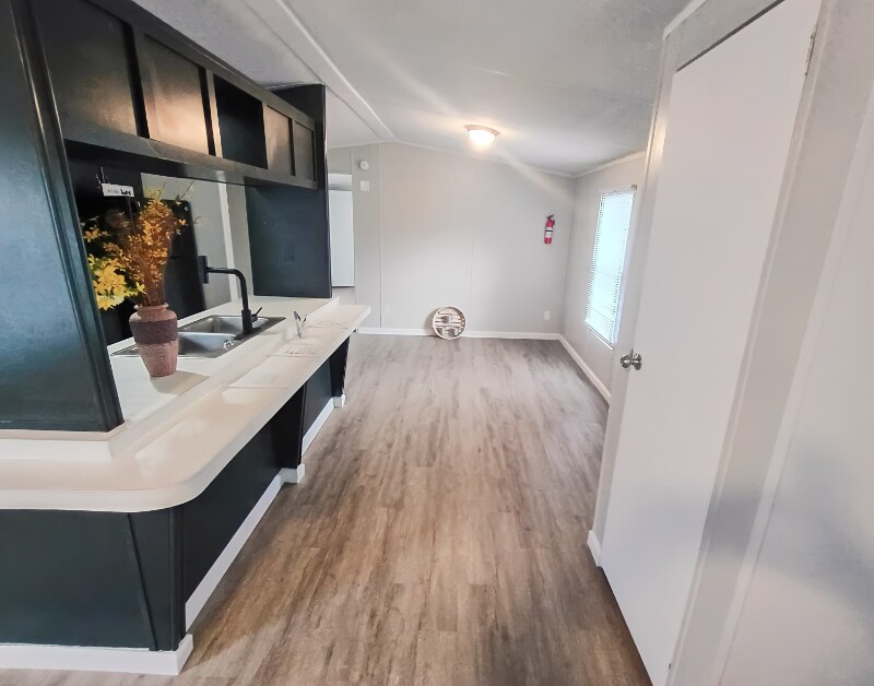 Building Photo - 47 Deerwood Park