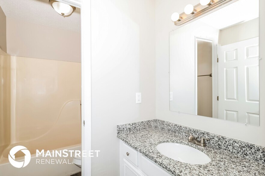 Building Photo - 510 Rosehill Dr