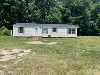 Building Photo - 632 British Rd