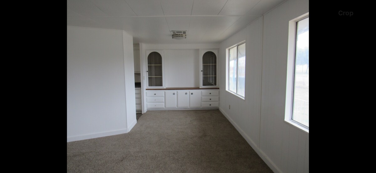 Building Photo - 5810 Krebs Rd