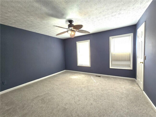 Building Photo - 117 Davis Mill Ct