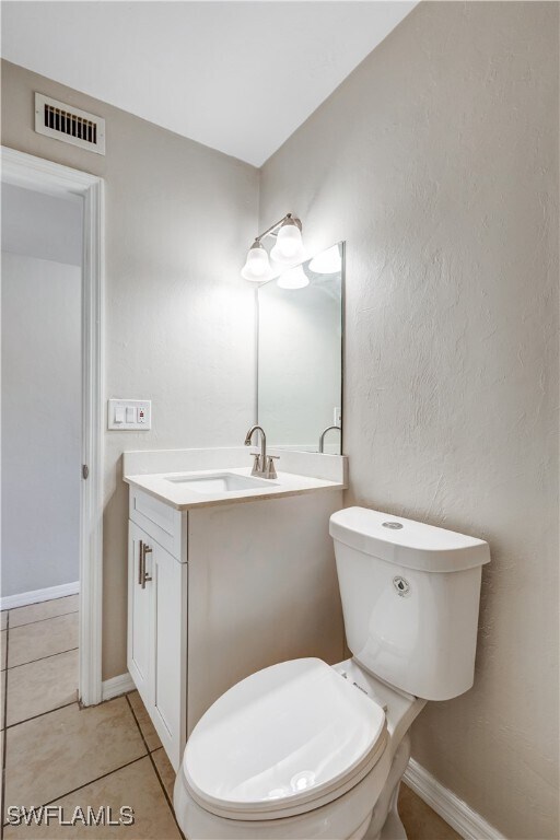 Building Photo - 5453 16th Pl SW