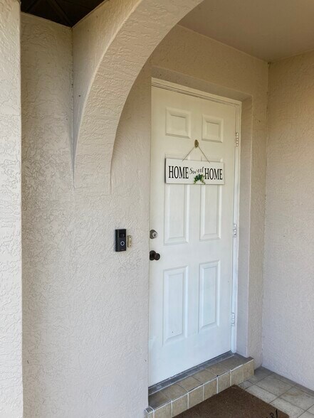 Front Door - 901 SE 29th St